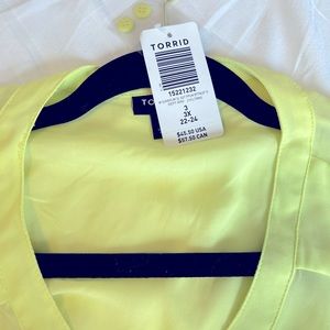 ❤️NWT❤️ torrid tie blouse